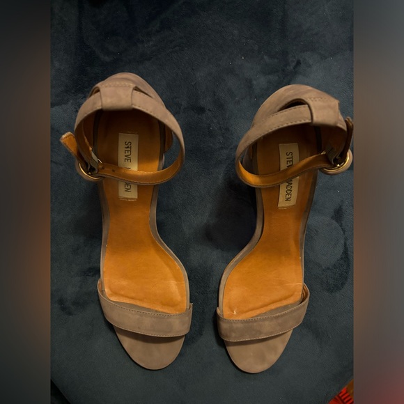 BARELY WORN - Steve Madden Heels, Size: 10M - Picture 2 of 4